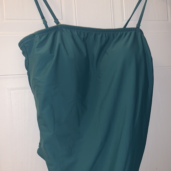 Tigerlily | Lauren One Piece in Malachite Size small - Picture 5 of 6